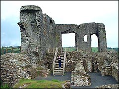 Kendal Castle ruins