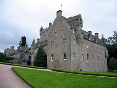 Scotland: outside view of Cawdor Castle