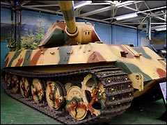 Bovington Tank Museum: King Tiger painted in desert colours
