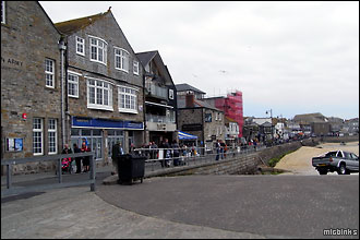 Cornwall: St Ives harbour front