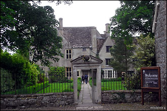 Avebury manor house entrance