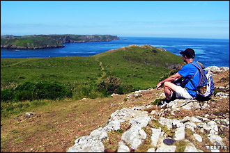 Pembrokeshire: looking out to Skomer Island from the headland at Martin’s Haven