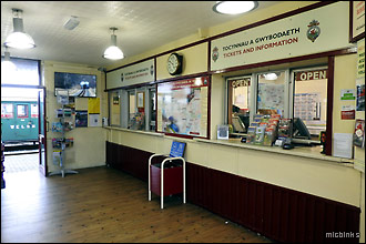 Porthmadog Harbour Station ticket office